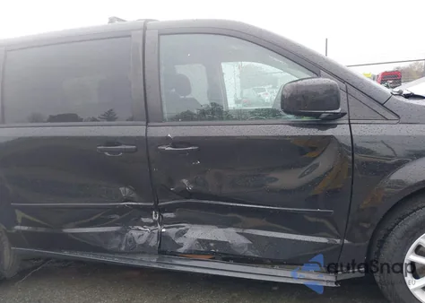 2016 Dodge Grand Caravan Sxt z USA, uszkodzony, nr VIN 2C4RDGCG3GR262172